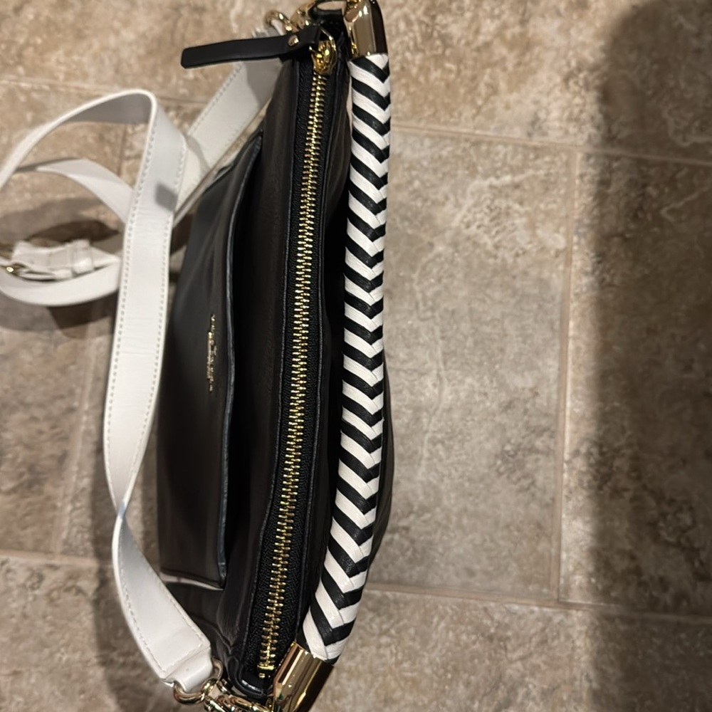 Kate Spade Black and White Crossbody or Hand Bag. Never used! - Picture 9 of 9